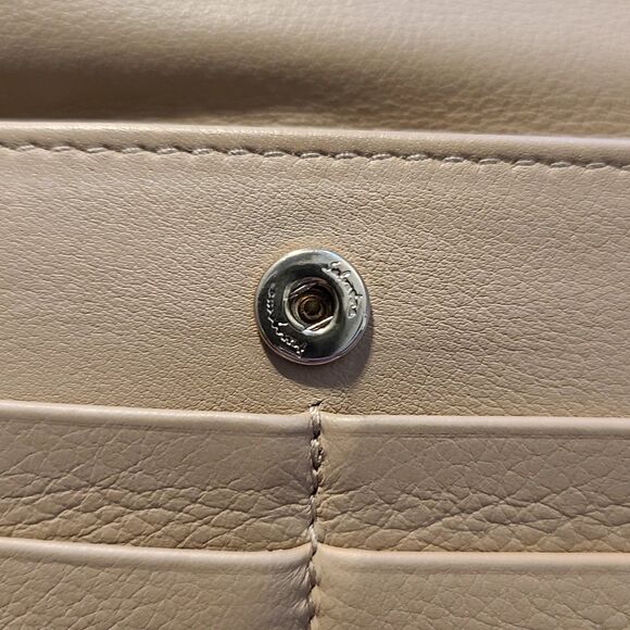 Salvatore Ferragamo Smooth Khaki Leather & Gold Gancini Fold Over Long Wallet - Picture 8 of 12